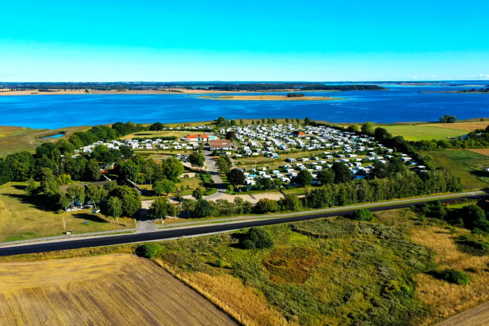 Camping solceller - hvide svaner camping